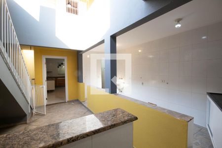 Casa à venda com 200m², 3 quartos e 2 vagasÁrea de Serviço e Quintal