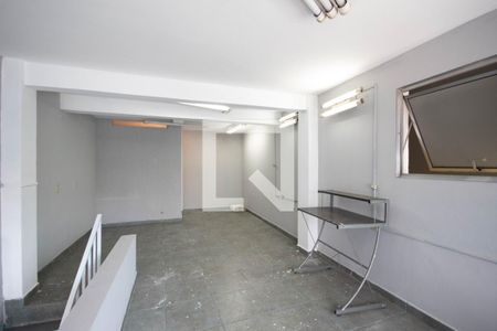 Casa à venda com 200m², 3 quartos e 2 vagasMezanino