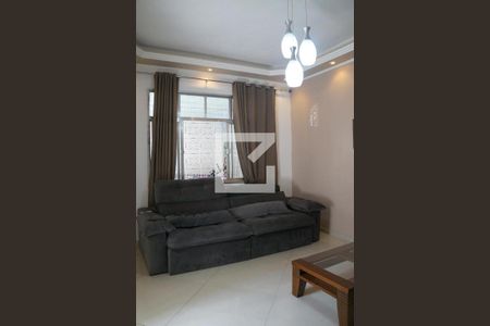 Sala 1 de casa à venda com 3 quartos, 200m² em Piedade, Rio de Janeiro