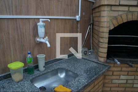 Casa à venda com 200m², 3 quartos e 2 vagasÁréa Externa - Churrasqueira