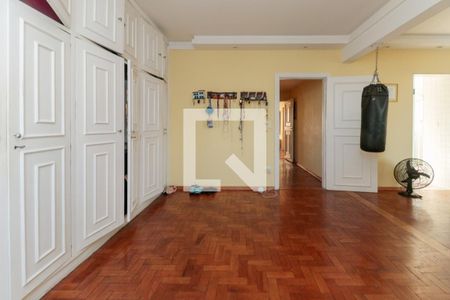 Apartamento à venda com 610m², 4 quartos e 3 vagasQuarto