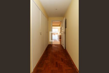 Apartamento à venda com 610m², 4 quartos e 3 vagasCorredor