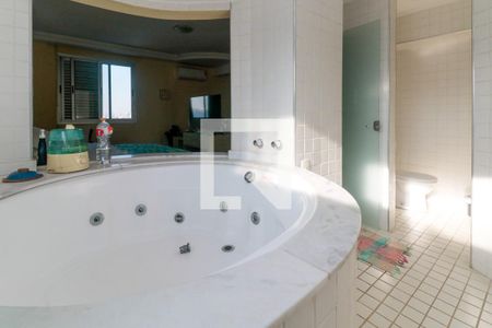 Apartamento à venda com 610m², 4 quartos e 3 vagasBanheiro