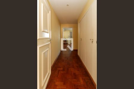 Apartamento à venda com 610m², 4 quartos e 3 vagasCorredor