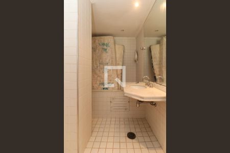 Apartamento à venda com 610m², 4 quartos e 3 vagasBanheiro