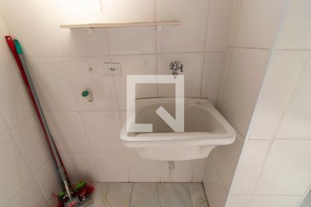 Apartamento à venda com 64m², 2 quartos e 1 vaga Apartamento à venda com 64m², 2 quartos e 1 vagaLavanderia (Torneira)