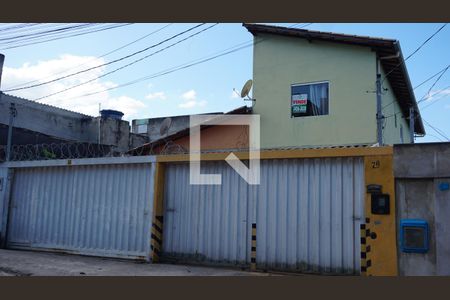 Casa para alugar com 110m², 3 quartos e 2 vagasFachada