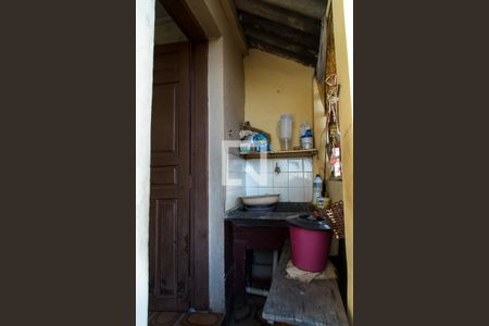 Casa à venda com 200m², 2 quartos e 1 vagaÁrea de Serviço