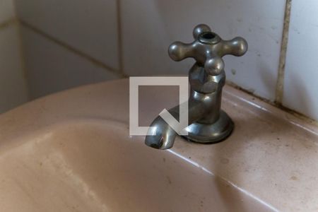 Casa à venda com 200m², 2 quartos e 1 vagaBanheiro - Torneira