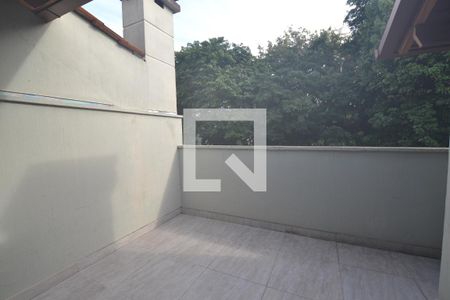 Casa à venda com 238m², 3 quartos e 2 vagasVaranda do Quarto Reversivel 