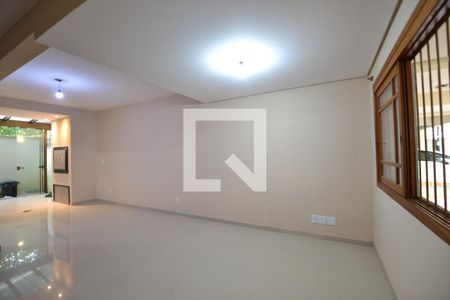 Sala de casa à venda com 3 quartos, 238m² em Ipanema, Porto Alegre