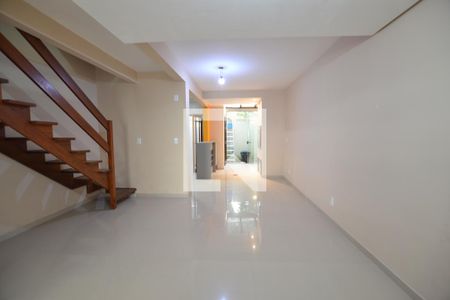 Sala de casa à venda com 3 quartos, 238m² em Ipanema, Porto Alegre