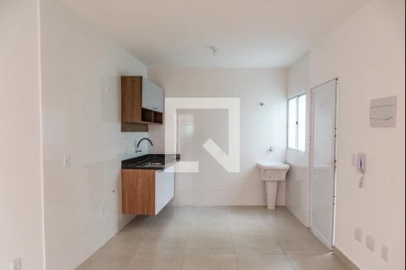 Sala/quarto/cozinha de apartamento para alugar com 1 quarto, 32m² em Vila Santo Estefano, São Paulo
