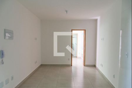 Sala/quarto/cozinha de apartamento para alugar com 1 quarto, 32m² em Vila Santo Estefano, São Paulo
