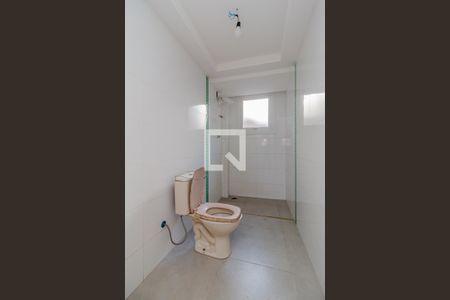 Casa de condomínio para alugar com 308m², 4 quartos e 4 vagasBanheiro