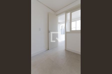 Casa de condomínio para alugar com 278m², 4 quartos e 3 vagasQuarto de Serviço