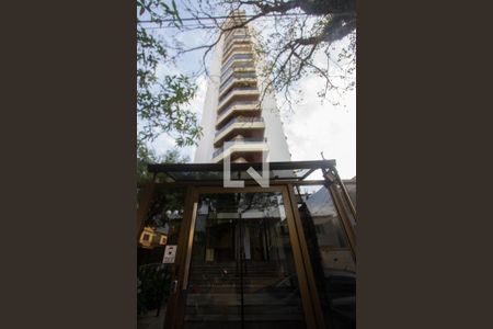 Apartamento à venda com 226m², 4 quartos e 3 vagasFachada