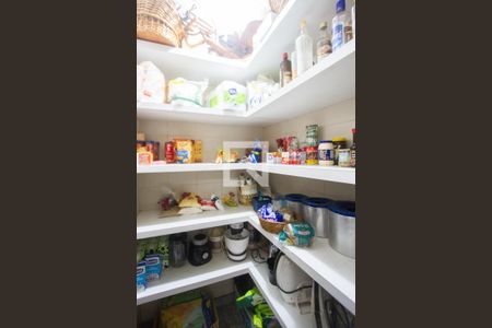 Apartamento à venda com 226m², 4 quartos e 3 vagasDespensa