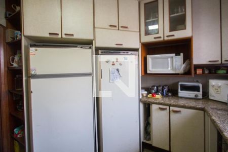 Apartamento à venda com 226m², 4 quartos e 3 vagasCozinha
