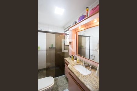 Apartamento à venda com 226m², 4 quartos e 3 vagasBanheiro Suíte Americana 