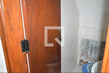 Casa à venda com 175m², 4 quartos e 2 vagasLavabo