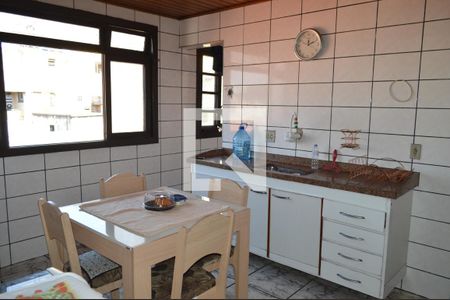 Casa à venda com 175m², 4 quartos e 2 vagasCozinha Casa Superior