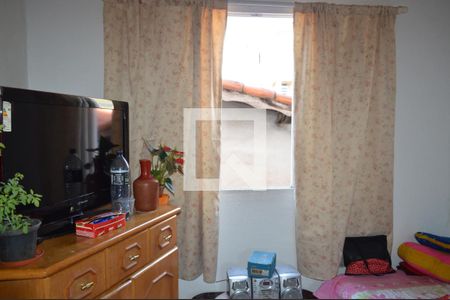 Casa à venda com 175m², 4 quartos e 2 vagasSuíte 2