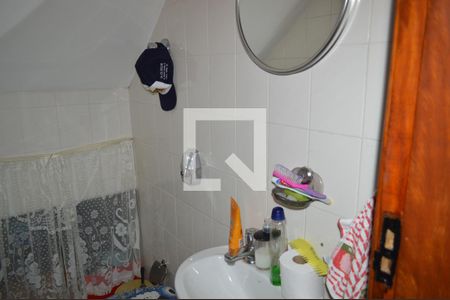 Casa à venda com 175m², 4 quartos e 2 vagasLavabo