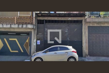 Casa à venda com 175m², 4 quartos e 2 vagasFachada