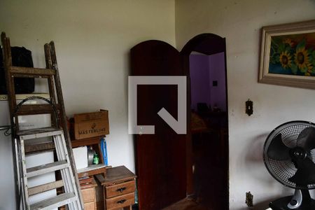 Casa para alugar com 337m², 4 quartos e 2 vagas Casa para alugar com 337m², 4 quartos e 2 vagasQuarto 2