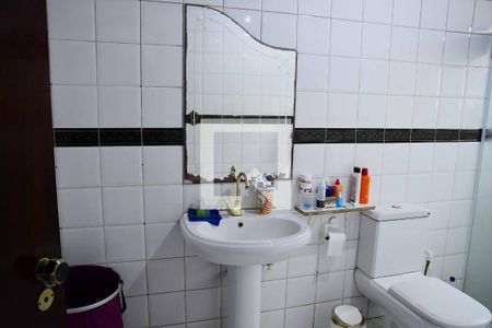 Casa para alugar com 337m², 4 quartos e 2 vagas Casa para alugar com 337m², 4 quartos e 2 vagasBanheiro da Suíte