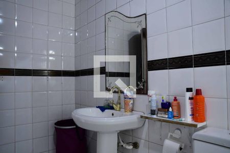 Casa para alugar com 337m², 4 quartos e 2 vagas Casa para alugar com 337m², 4 quartos e 2 vagasBanheiro da Suíte