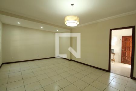 Sala de casa para alugar com 3 quartos, 130m² em Recreio dos Bandeirantes, Rio de Janeiro