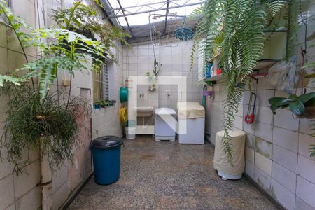 Casa à venda com 133m², 2 quartos e 2 vagas Casa à venda com 133m², 2 quartos e 2 vagasÁrea de serviço