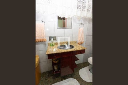 Casa à venda com 133m², 2 quartos e 2 vagas Casa à venda com 133m², 2 quartos e 2 vagasBanheiro da suíte