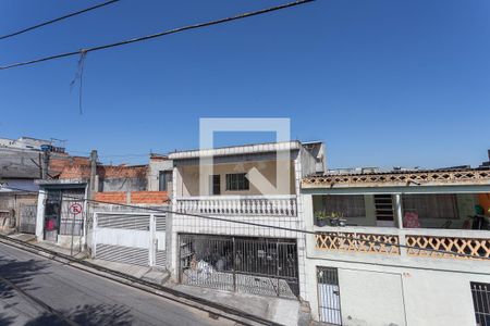 Casa à venda com 133m², 2 quartos e 2 vagas Casa à venda com 133m², 2 quartos e 2 vagasVista da sacada