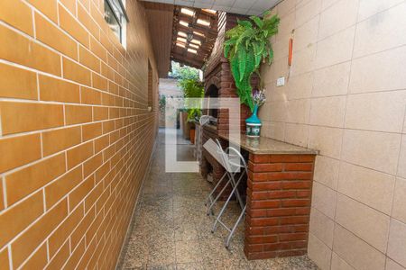 Casa à venda com 133m², 2 quartos e 2 vagas Casa à venda com 133m², 2 quartos e 2 vagasCorredor externo