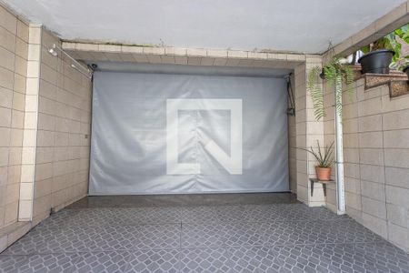 Casa à venda com 133m², 2 quartos e 2 vagas Casa à venda com 133m², 2 quartos e 2 vagasGaragem