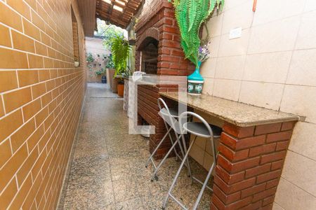 Casa à venda com 133m², 2 quartos e 2 vagas Casa à venda com 133m², 2 quartos e 2 vagasChurrasqueira