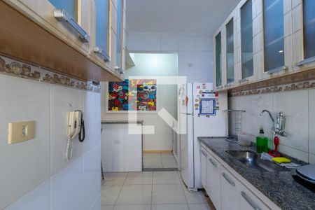 Apartamento à venda com 66m², 2 quartos e 2 vagasCozinha