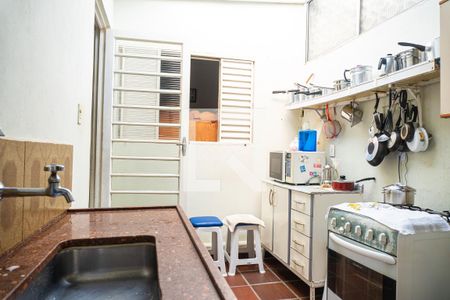 Casa à venda com 120m², 2 quartos e 1 vagaÁrea de Serviço