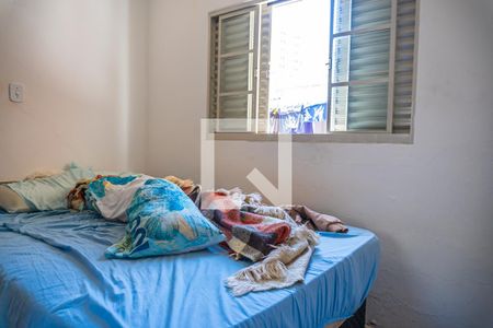 Casa à venda com 120m², 2 quartos e 1 vagaCasa dos Fundos Quarto