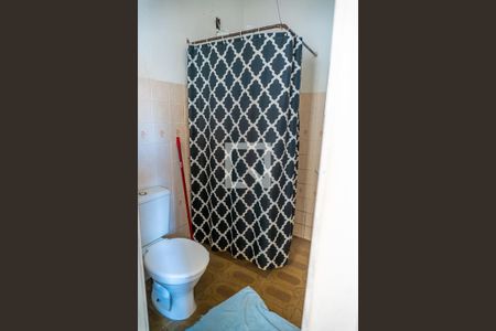 Casa à venda com 120m², 2 quartos e 1 vagaCasa dos Fundos Banheiro