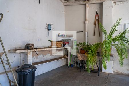 Casa à venda com 120m², 2 quartos e 1 vagaQuintal