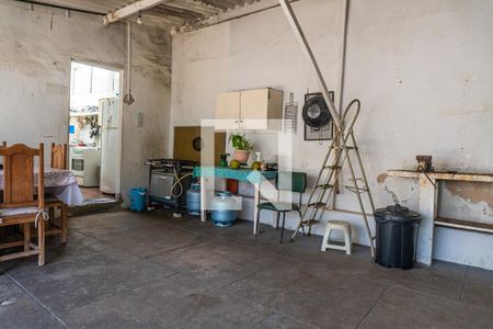 Casa à venda com 120m², 2 quartos e 1 vagaQuintal