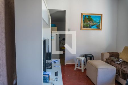 Casa à venda com 120m², 2 quartos e 1 vagaCasa dos Fundos Sala