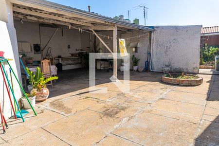 Casa à venda com 120m², 2 quartos e 1 vagaQuintal