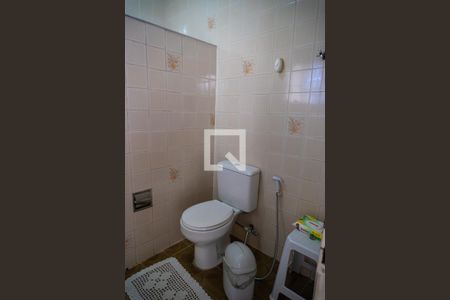 Casa à venda com 120m², 2 quartos e 1 vagaBanheiro