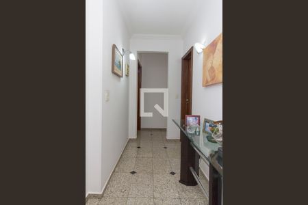 Apartamento à venda com 263m², 4 quartos e 2 vagasCorredor