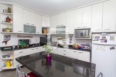 Apartamento à venda com 263m², 4 quartos e 2 vagasCozinha
